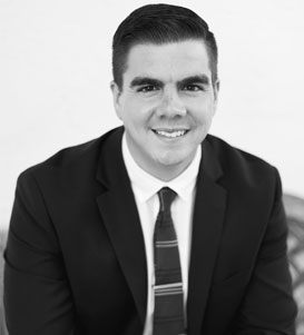 Andres Rey Headshot